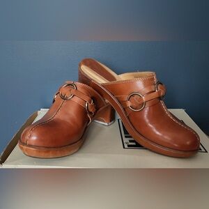 Frye Cognac Leather Mule Clogs Size 8.5 | Harness Ring Detail Chunky Heel